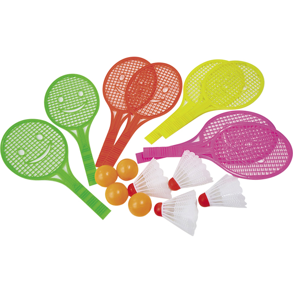 TYO_omatsuri's tweet image. Switch modes with birdie or ball! [94860: Smiley Badminton Set].
Bouncy ball for wind, light birdie for calm days.
Get moving with Mom and Dad for the best weekend ever!

#SPDICTIONARYWEB #SmileyBadmintonSet #OutdoorPlay #Parenting