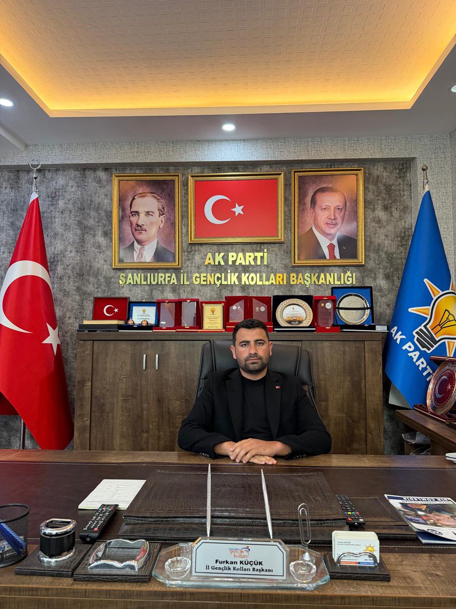 ŞANLIURFA Gençliği İçin Her Daim Birlikte Özümüz’den Geleceğe Nöbetteyiz.

📌İl Başkanlığımız’da Bugün Nöbetçi İl Yönetim Kurulu Üyemiz Ali Güneş

✏️Soru, görüş ve önerileriniz için sizleri İl Başkanlığımıza bekliyoruz… ☕️ 😎

#CAYBİZDENSOHBETSİZDEN 

<a href="/avyusufibis/">Yusuf İBİŞ</a> <a href="/bybekirbozdag/">Bekir  Bozdağ</a>