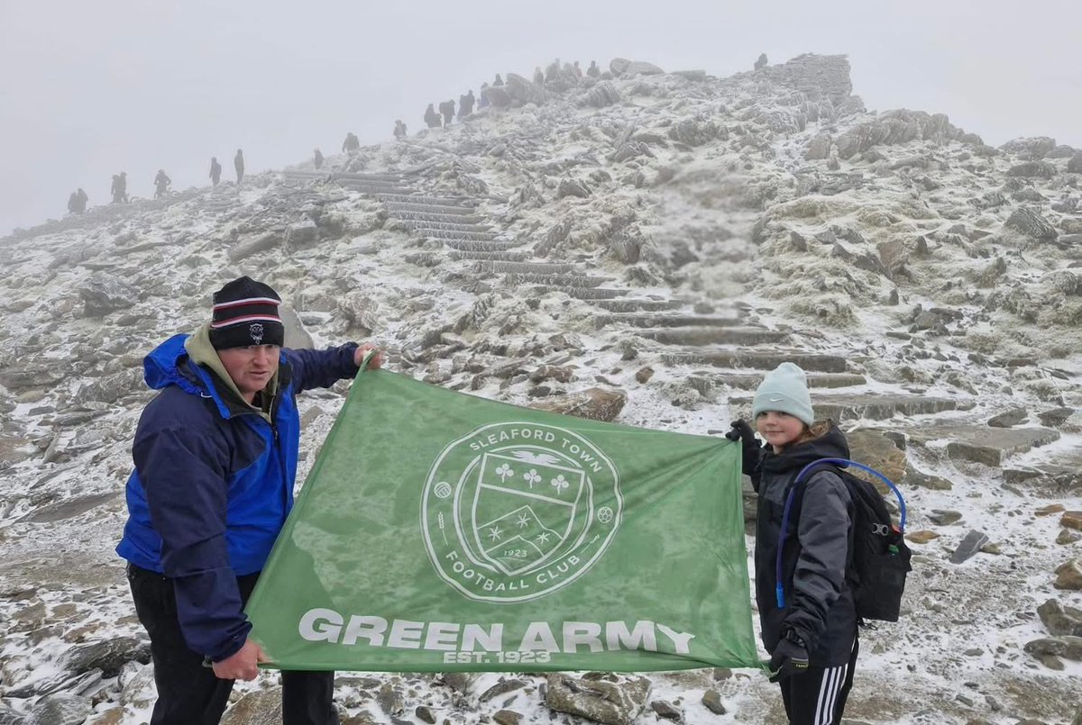 Teamgrassroots_'s tweet image. Wow what an inspiring young lady to do this for her football team! ❤️👏💪⚽️🥹
#Shoutout and massive well done to Hollie from the U11 Girls team from Sleaford Town Football Club for conquering Mount Snowdon on Easter Sunday – what an incredible achievement!

Hollie has been