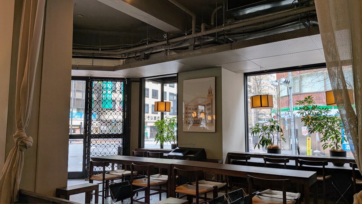 askaterrace's tweet photo. 堀ビル1階のカフェへ。落ち着いた店内でブラウニーをいただく。
(2/2)
#近代建築 #goodcoffee https://t.co/D4ZYdP0MKJ
