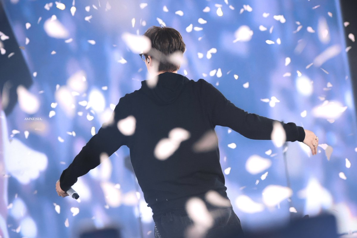 AMNESIA. tweet media