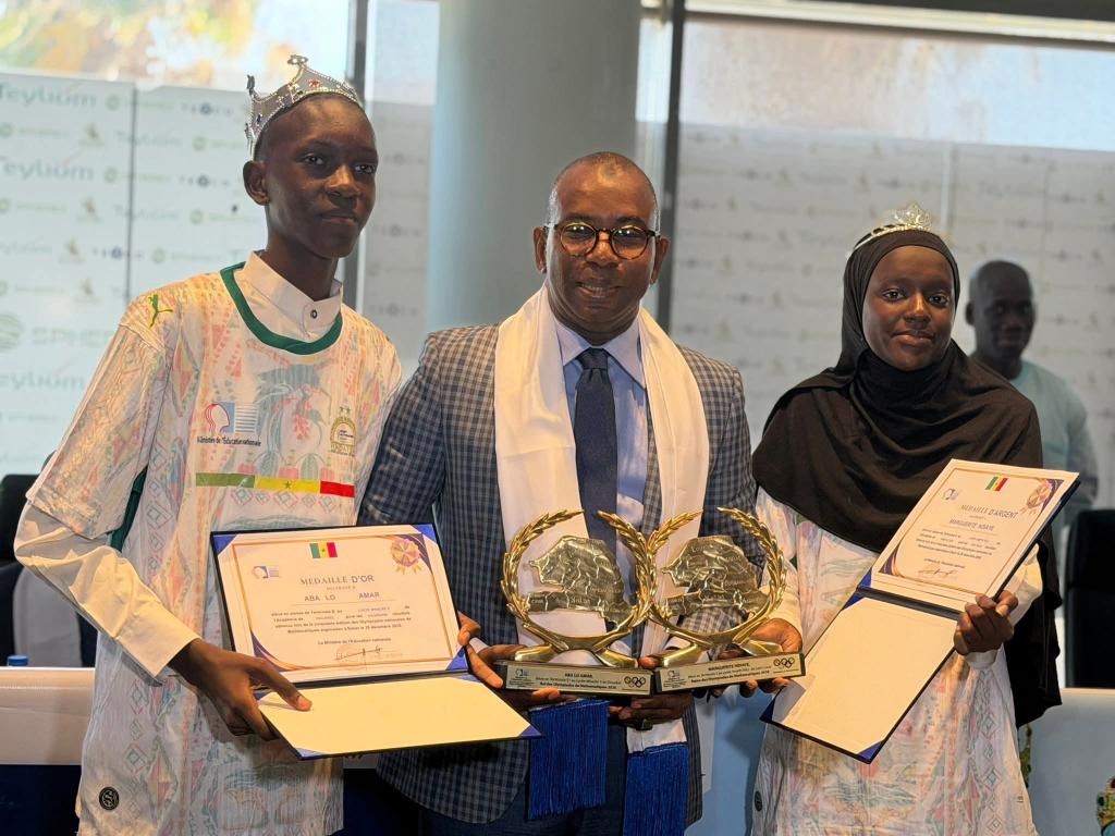 Vie Publique SN tweet media