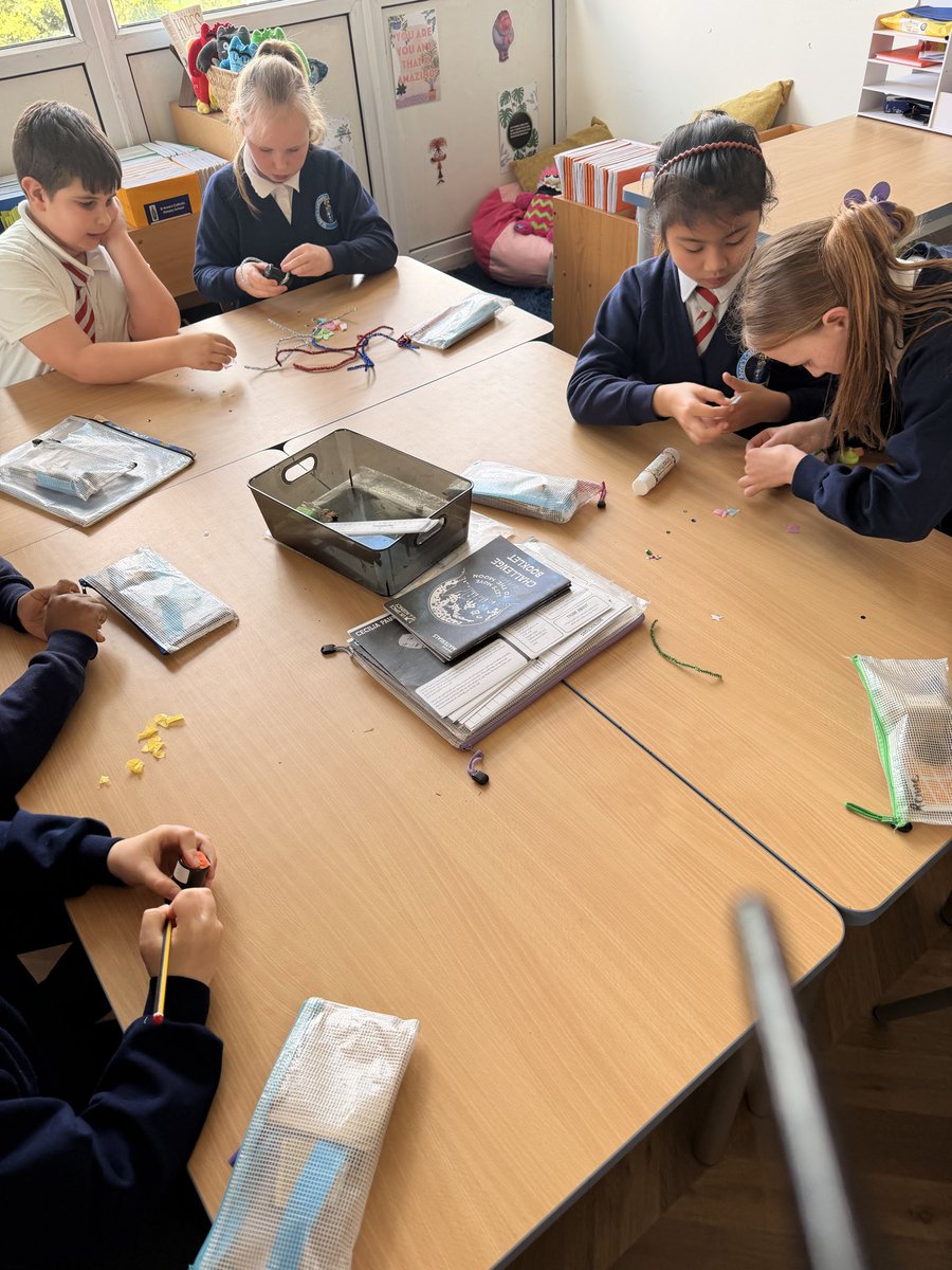 SaintAnnesCPS's tweet photo. Year 4 loved making their rovers for launch at their science sleepover 🚀✨ So much creativity on display with glitter, sparkles and googly eyes 👀🌟 It was amazing to see their ideas come to life! #STEM #Creativity #ScienceFun https://t.co/uT5lNJQDQX