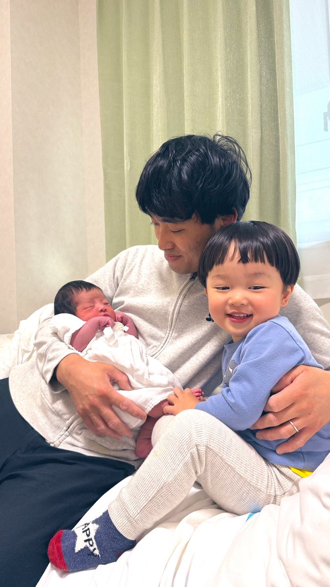 先日……なんと…！！

第二子の可愛い女の子が産まれてきてくれました！母子共に健康でまずはホッとしています。

息子はまだ理解出来てなさそうですが、名前を呼んでくれて興味をもってくれてます。

女の子は未知で不安ですが……これまで以上に頑張っていきたいと思います。