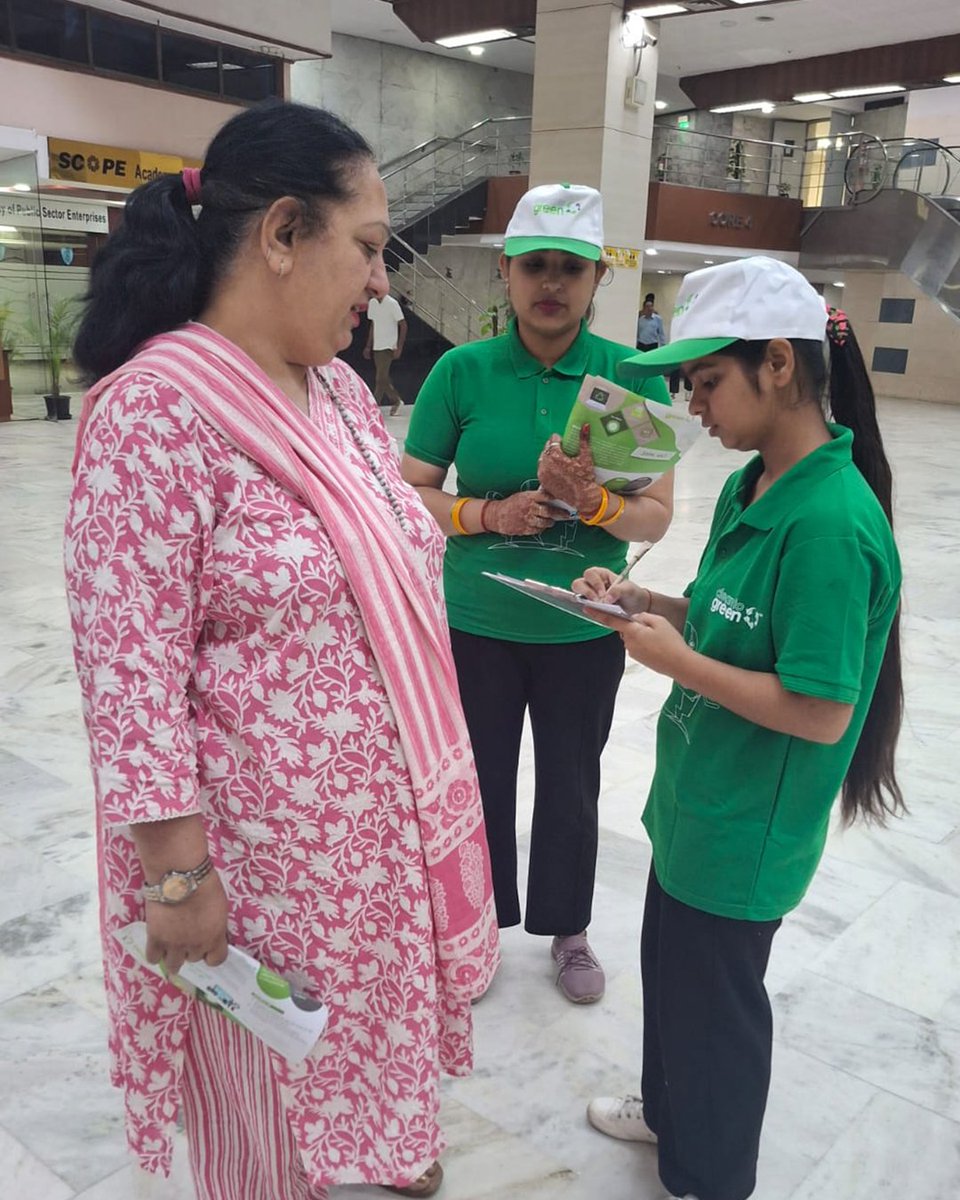 CleanToGreen's tweet photo. Clean to Green took over Hypermart at Scope Complex, Nirman Vihar, Delhi, on 27 March 2026, turning it into a buzzing hub of action, awareness, and all things green.

Learning met fun, and awareness translated into real participation, with 150+ employees joining in. The space was packed with interactive games and engaging challenges around responsible waste practices. From learning about the 3Rs - Reduce, Reuse, Recycle - to discovering how the Clean to Green app simplifies recycling, the initiative truly turned awareness into action.

Here’s to more workplaces stepping up and making sustainability a part of everyday action.

[Sustainability, Waste Segregation, Recycling Awareness, Environmental Responsibility]
#CleanToGreen #SustainabilityInAction #RecycleRight #WasteManagement