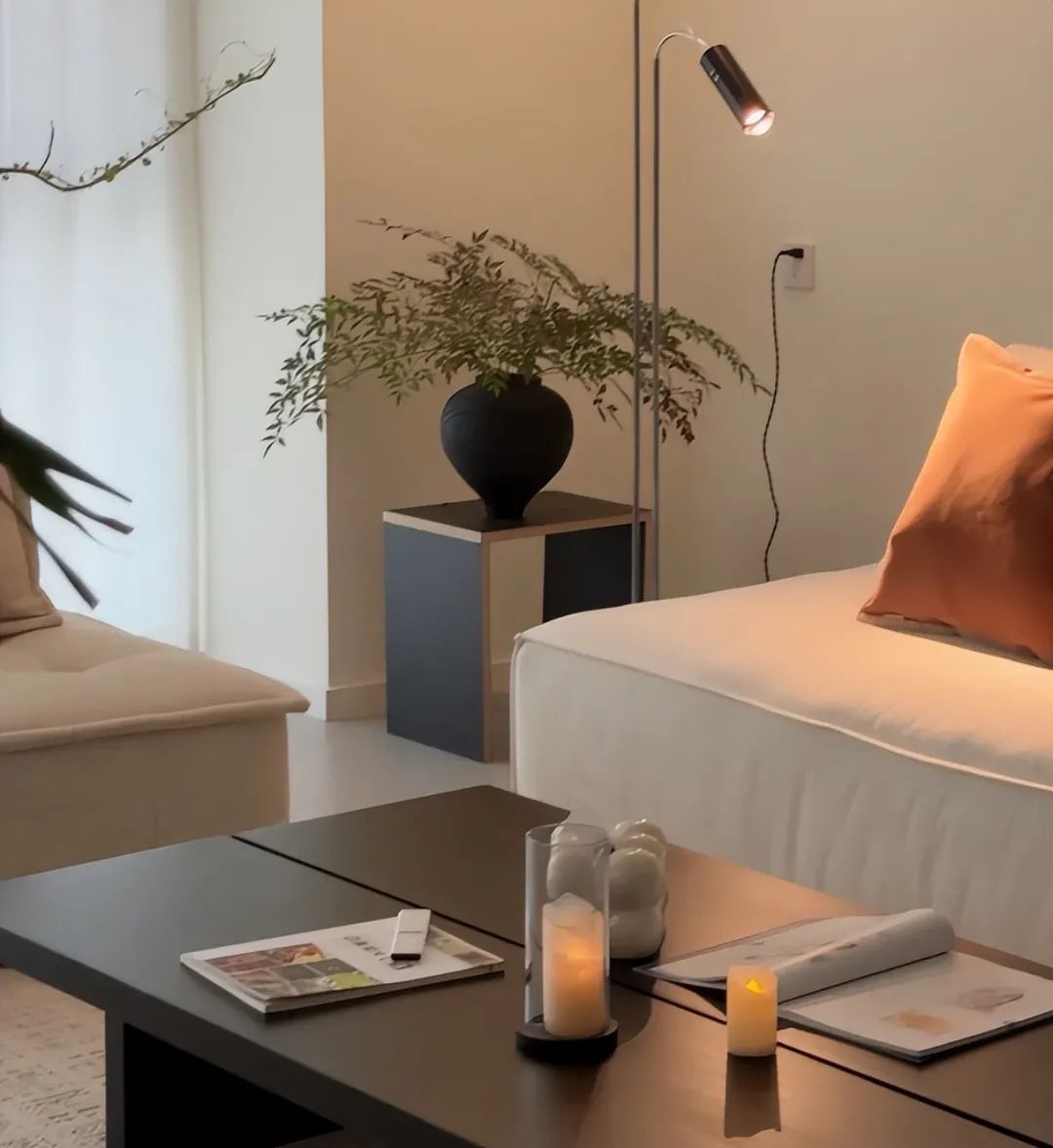 Lindsay Fuller tweet media