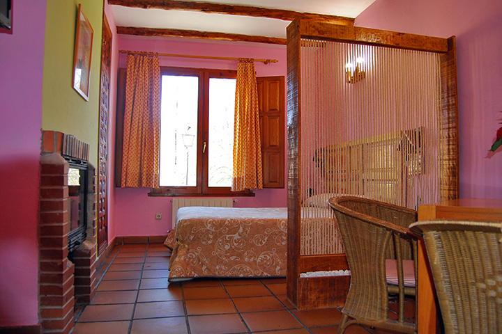 SierraNortecom's tweet image. En Alojamientos El Berrueco vas a vivir una escapada acogedora en un entorno precioso😍 SierraNorte.com/CBAquanor

Hay plazas en el Puente de Mayo🥰

#puente #mayo #alojamiento #dormir #turismorural #escapadas #madrid #rural #sierrademadrid  #SierraNorteMadrid #SierraNorteDeMadrid