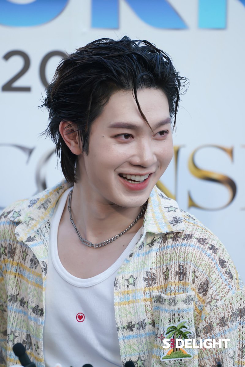 “ติวเตอร์-ยิม” ช่วงสัมภาษณ์ในงาน ICONSIAM THAICONIC SONGKRAN 2026

DEXX SONGKRAN26 ICONSIAM 
#DEXXxICONSIAM 

#TutorKrp #mynameis_yim 
#DEXXth