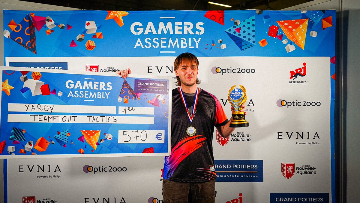 ColorsEsport's tweet photo. GA 2026 - Review en images 📸

Nos artistes ont tout raflé à la @GamersAssembly🔥

Des souvenirs plein la tête, mais pas le temps de souffler, nous serons en stream les 2 et 3 Mai pour le Nexus Tours.

Trêve de bavardages, place aux images. ⬇️

#LetYourMark🖌️ https://t.co/CM5d7aIyiF