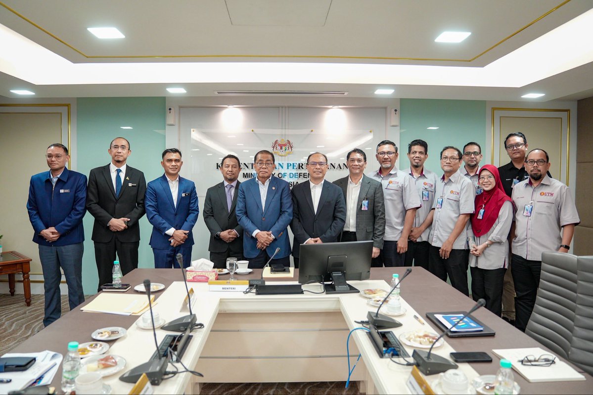 Khaled Nordin 🇲🇾 tweet media