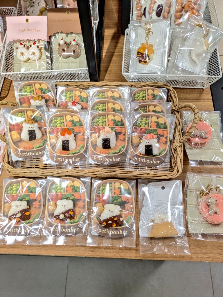 CRES＊ROLL tweet media