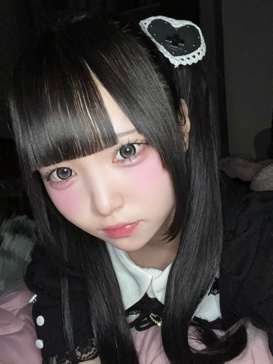 🖤✧˚*.⋆𝜗𝜚