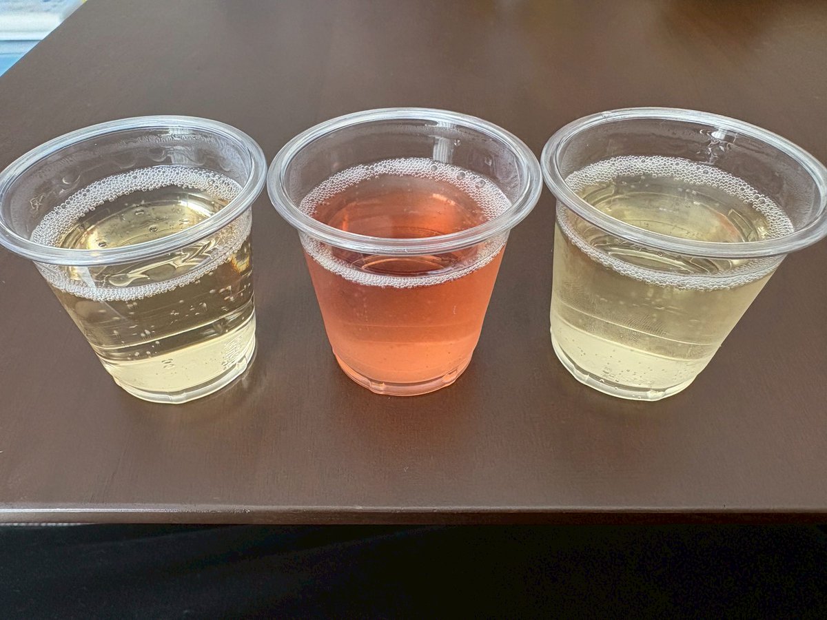 babyswing meg tweet media