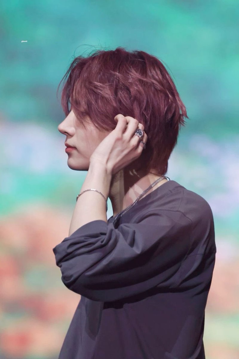 ᨳ♡ഒ tweet media