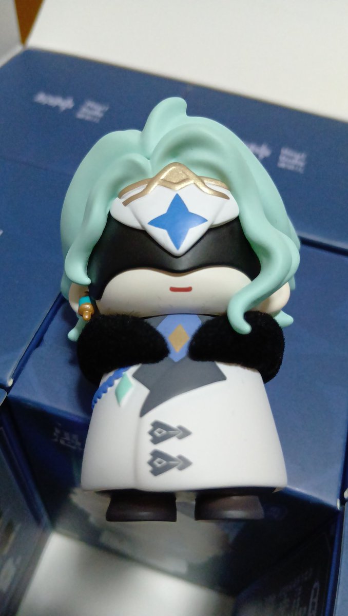 万＝番 tweet media