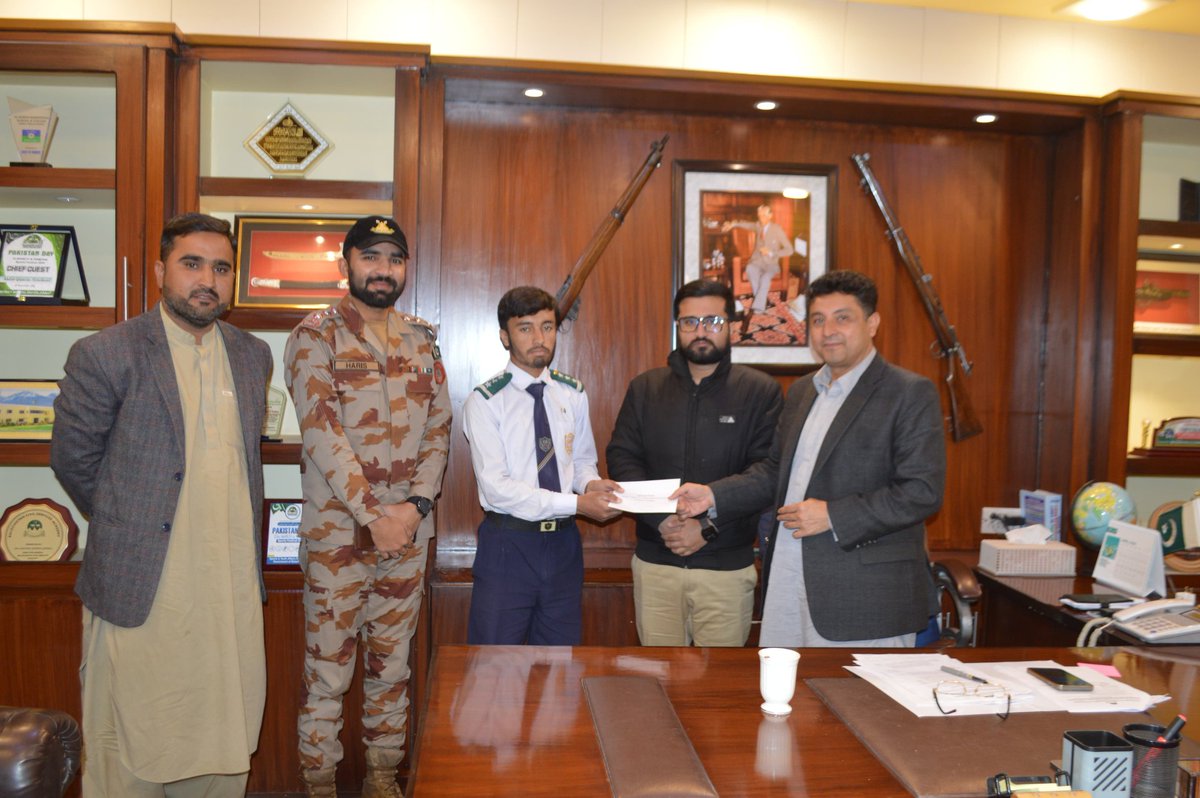ShabirBreach's tweet photo. Grateful to DC Ziarat, Mr. Abdul Qudoos Achakzai, for inviting our 1st, 2nd, and 3rd position holders of the 23rd Speech Competition to the DC Office. We also thank him for allowing our students to attend the DCC meeting as observers — a valuable real-life learning experience https://t.co/sCxAtQaofC