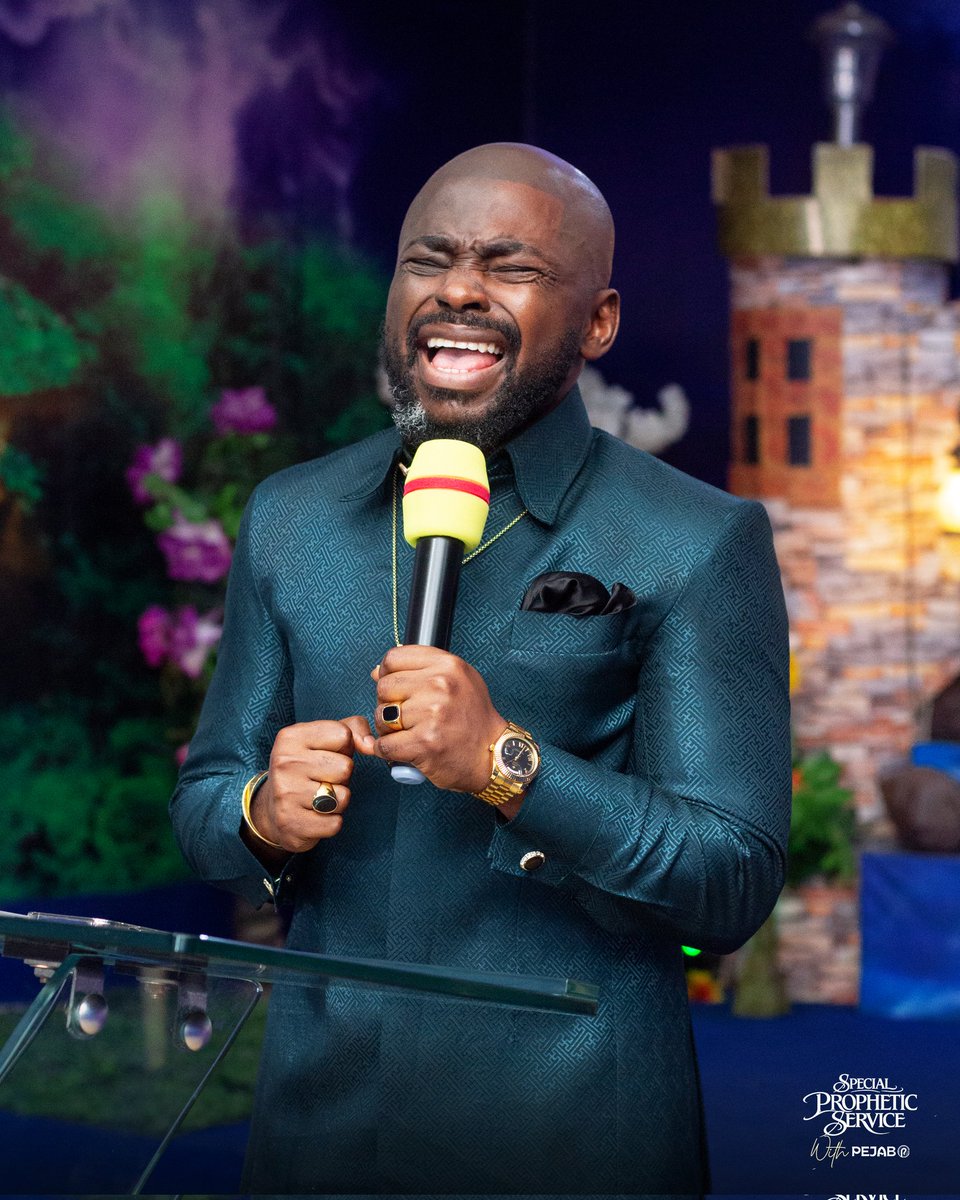 CC_Ekklesia's tweet photo. 🎶🎶Out of my belly
Shall flow rivers
Rivers of living waters🎶🎶
Let it flow
🎶🎶Let it flow
Let it flow
Oh let it flow right here right now🎶🎶
#PropheticSundayService
#PassOver2026
#CCEExperience
#YearOfCosmicGraceTo
#ReapAbundanceAmidstAdversity https://t.co/fetp5mBtAj