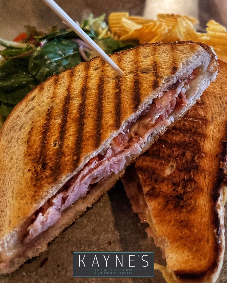 😍We’re Open Daily from 12:30 PM😍
Whether you’re taking a break from exploring the National Park or meeting a friend for a long-overdue catch-up, Kayne’s Bar &amp; Brasserie is ready for you.

#kayneskillarney #killarneyeats #lunchinkillarney #muckrossroad #spring