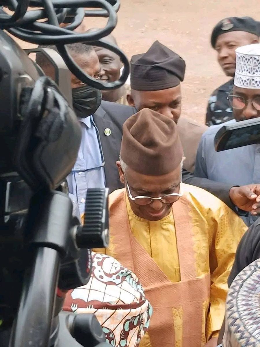 Ahmed Au tweet media