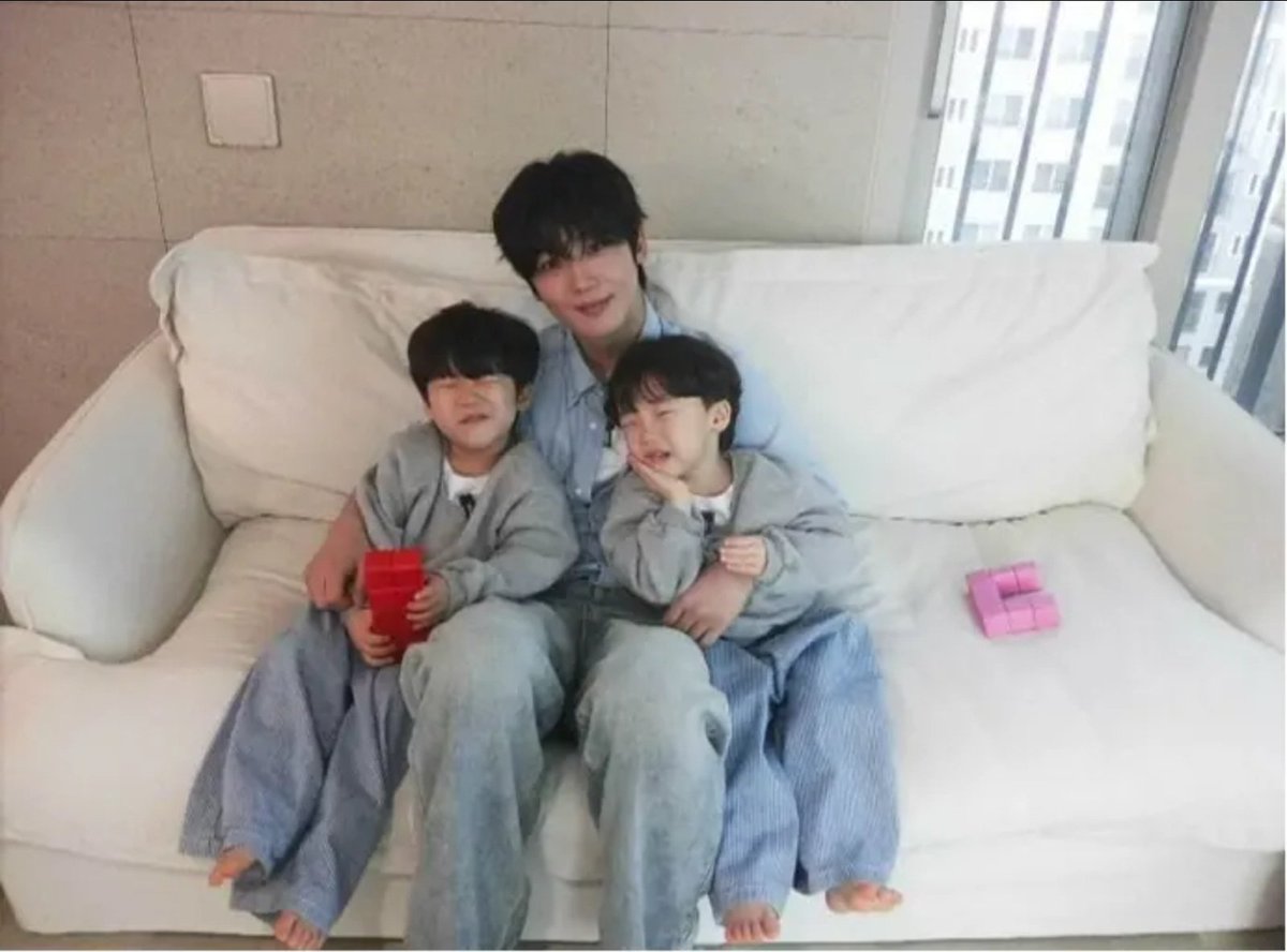260414 👶김요한의 육아일기 

SABYSA STUDIO 유튜브
youtube.com/post/Ugkxhf75D…

#김요한 #KIMYOHAN 
#김요한의육아일기