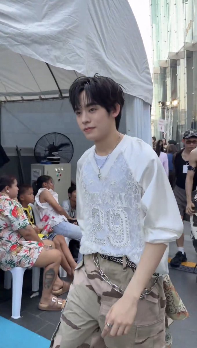 บู้ว 🐈‍⬛ ྀི tweet media