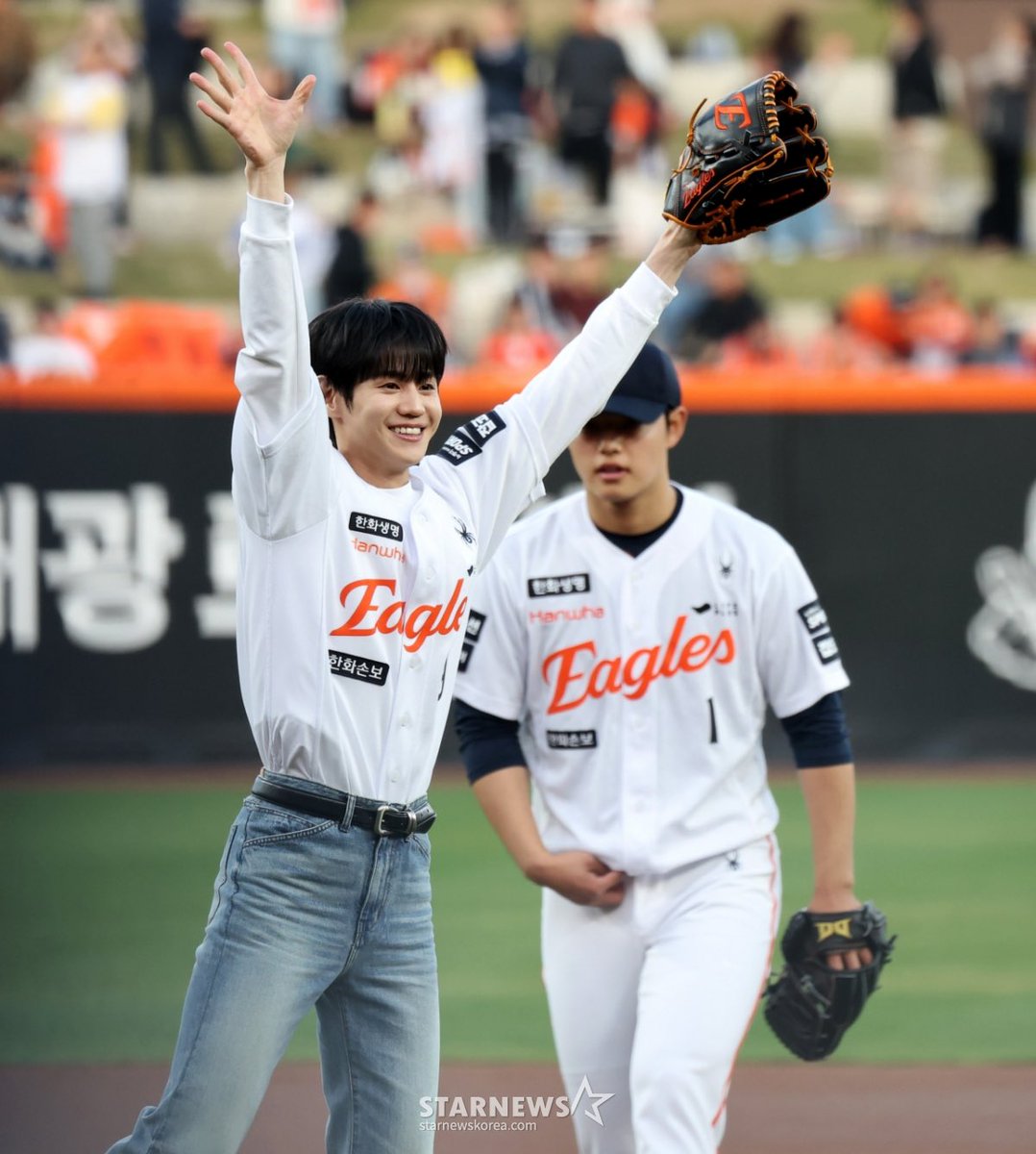 포에버 투게더 tweet media