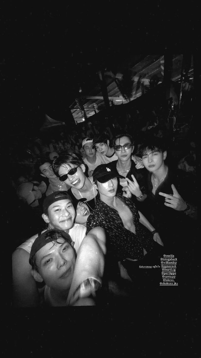 ppe2003perth's tweet image. เดอะแก๊งค์ เพิร์ธแซนต้าตอนเปียกคือสุดๆอะ ตัวไม่ห่างทั้งคืน

IGS est_rvp

#PerthSanta #เพิร์ธแซนต้า 
#KDPPE #PerthTanapon #Santapp