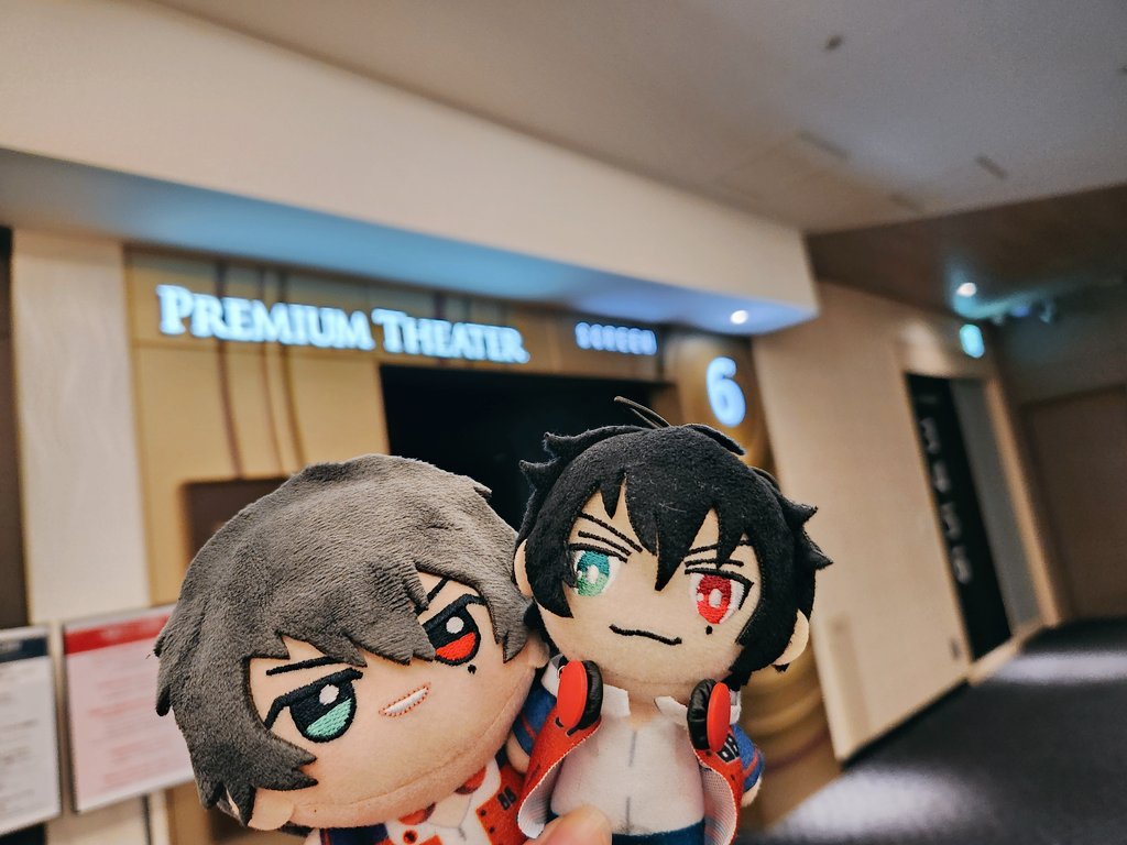 ツキミ tweet media