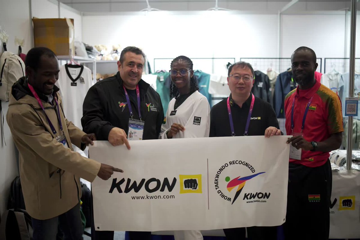 TaekwondoGhana's tweet image. Eliot however becomes the 6th athlete to have received this support

At Wuxi last year, @ArmahHerietta, @AdedapoEunice &amp;amp; Marianne Max-voy received same, while @Davidson415858 wore his wonderful dobok at the Fujarah Open in Dubai

#taekwondo #kwon  #tashkent #SupportGHTkd 🇬🇭🥋👊🏾