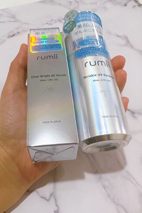 meme4_2525's tweet image. えみりんさんもオススメ！
☑︎rumii 薬用リンクルUVエマルジョン
なめらかでのび良くて使い心地好きー♡
☑︎rumii クリアブライトAZセラム
夜に使ってます！トロッとして毛穴が気になる方におすすめ！

【PR】 #乳液 #UV #美容液 #スキンケア #アゼライン酸