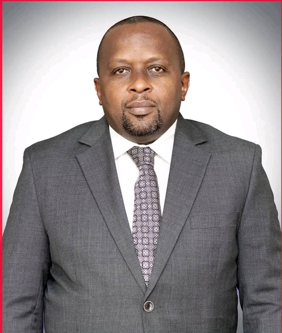 YvesBuya1's tweet image. Les acquis de Jacquemain Shabani, VPM de l’intérieur et sécurité : bilan sécuritaire et réformes (Tribune)

Un fonctionnaire du ministère de l’intérieur et sécurité prend la défense du VPM Jacquemain Shabani face à la motion du député Laddy Yangotikala sur base des réalisations.