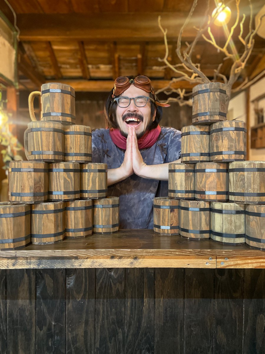 『ギルドバハムートⅢ様に
ハマーダのカップホルダー
100個を寄贈します🍻✨』

島根への旅立ちも目前に迫って来ている
ハマーダから一つお知らせです📢

たくさんの冒険者とみんなで乾杯したい🍻
という思いから創り生み出された
ハマーダのカップホルダーですが、