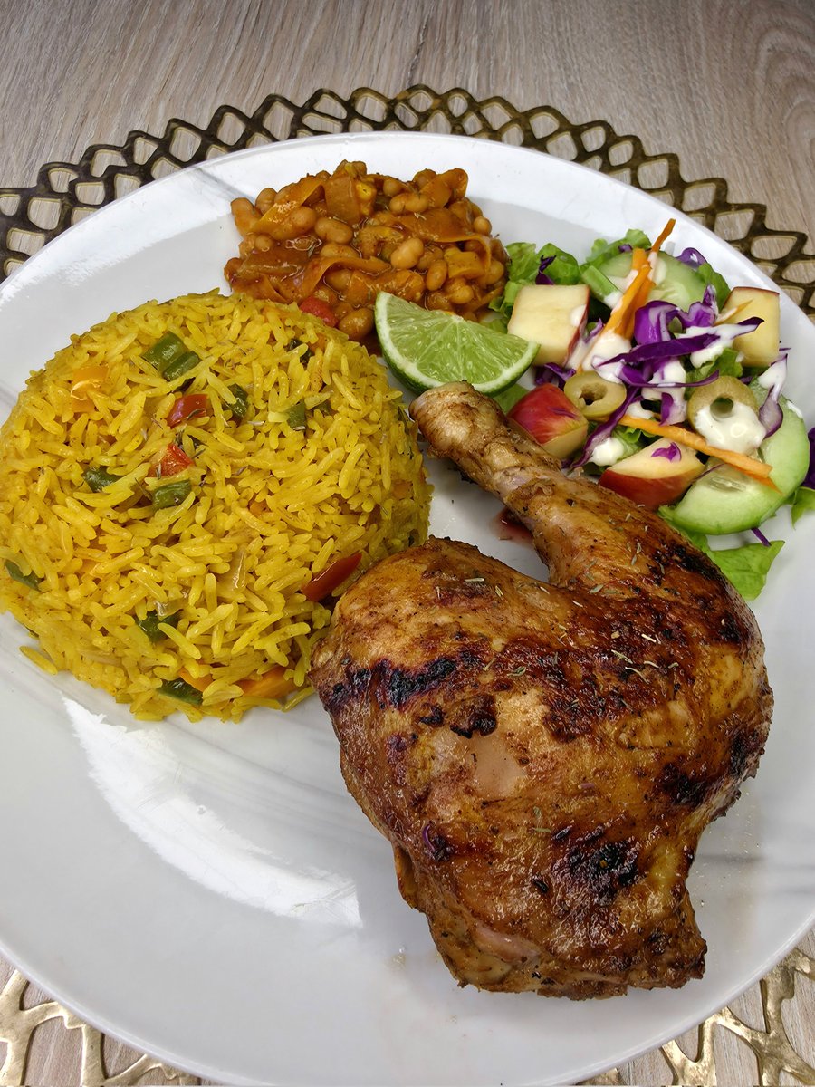 tnnyamu's tweet photo. K99 for a plate that looks this good and tastes even better. Quarter chicken served with pineapple rice, chakalaka, and fresh salad. 
Order now.
Olympia: 0779 675054
Kalundu: 0770 047748 https://t.co/TgiewydGOQ