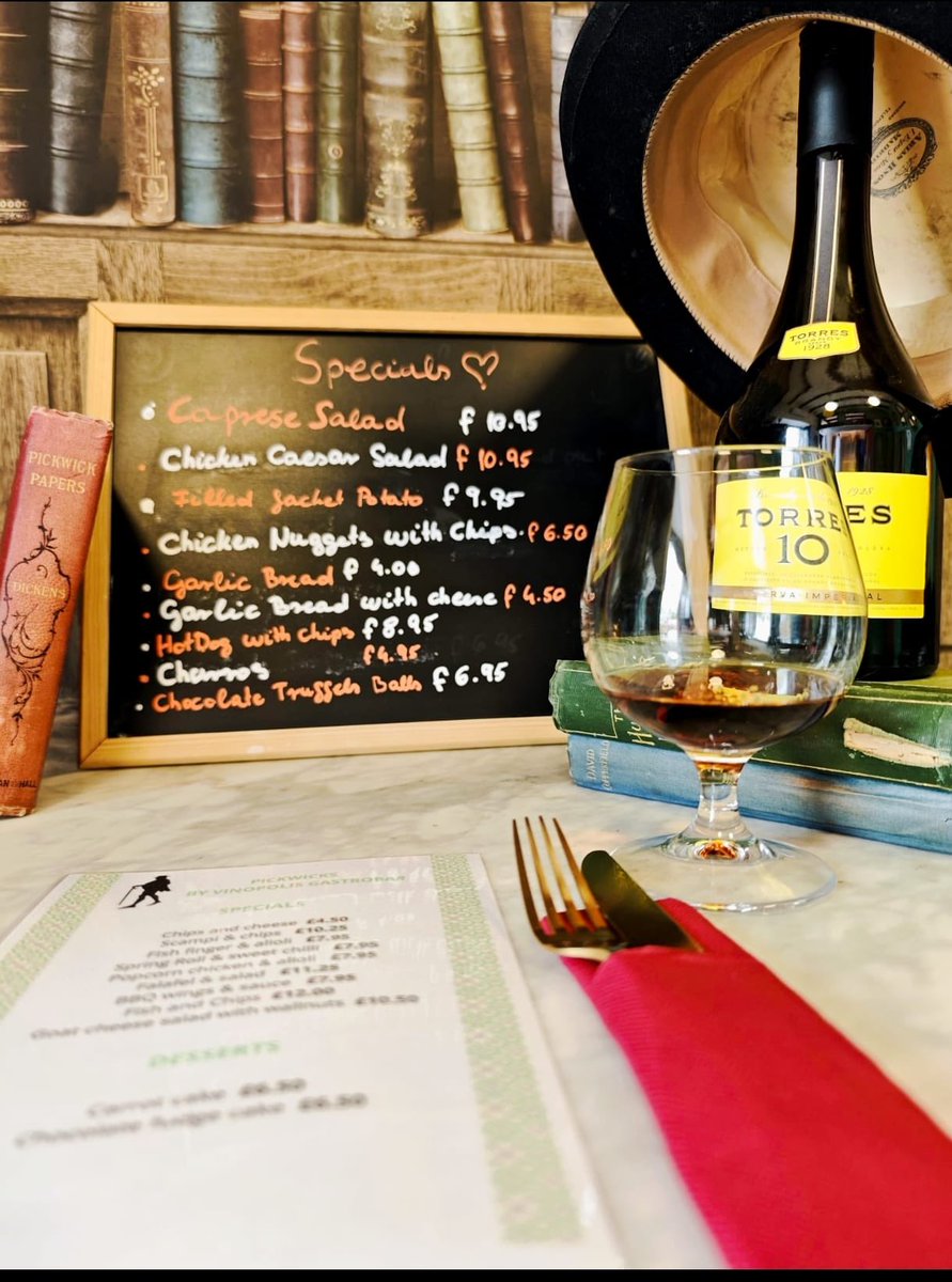 PickwicksB's tweet photo. Come and enjoy one of our delicious daily specials at Pickwick’s Bistro and treat yourself to a glass of brandy afterwards! https://t.co/0viaKYao1h