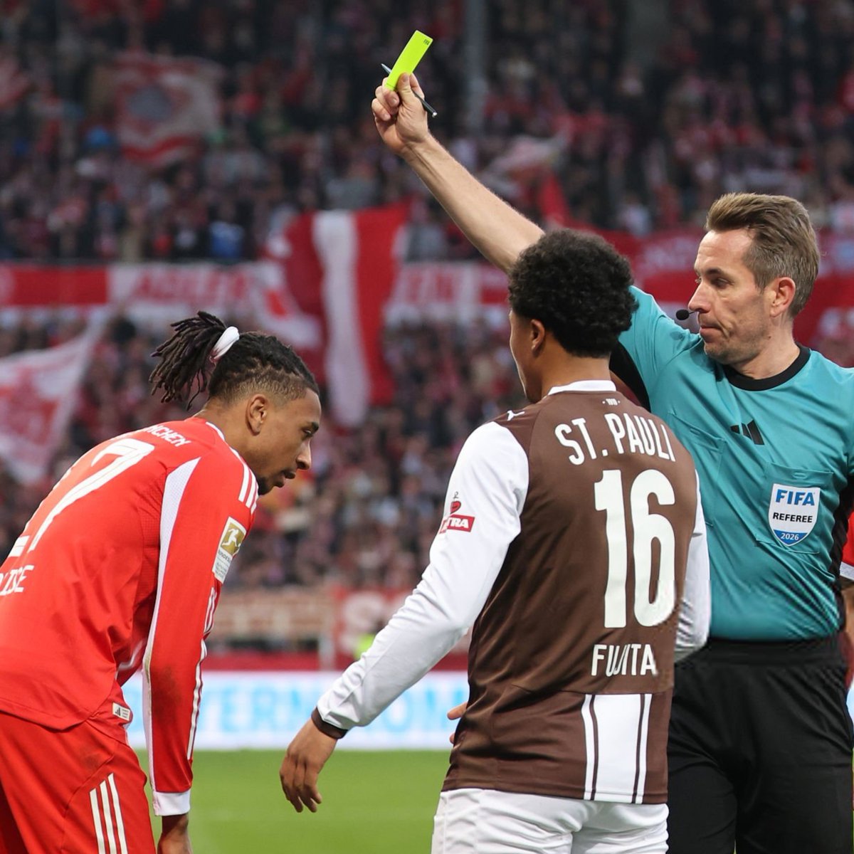 Vibes Foot tweet media