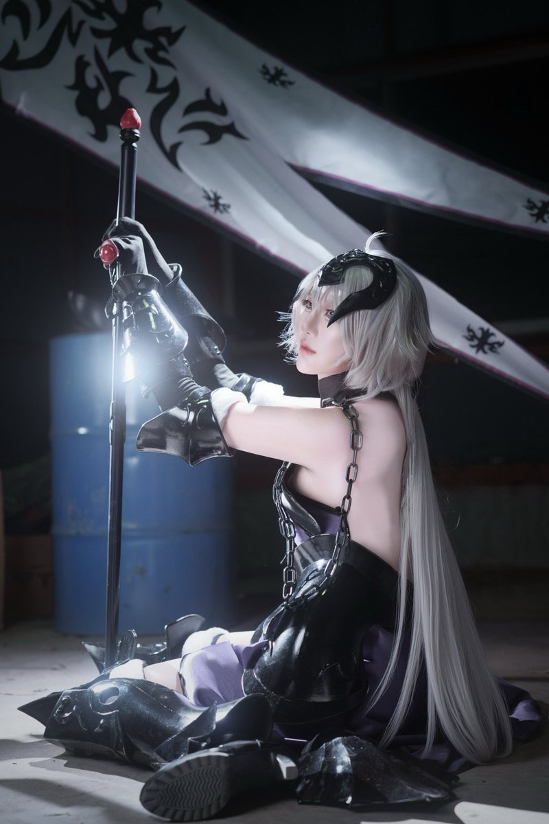 やーにゃ👾 tweet media