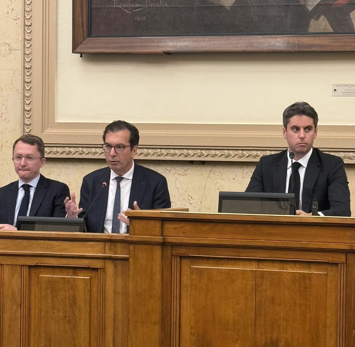 KARL OLIVE tweet media