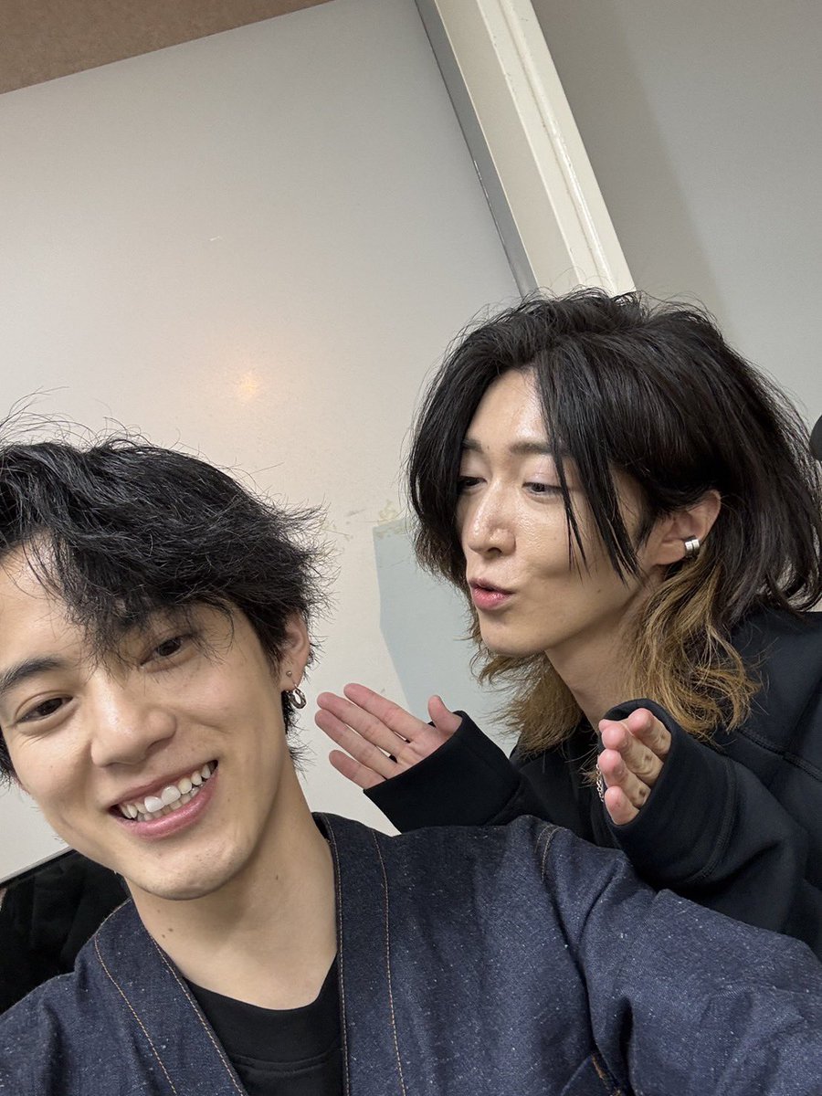 モナキ tweet media