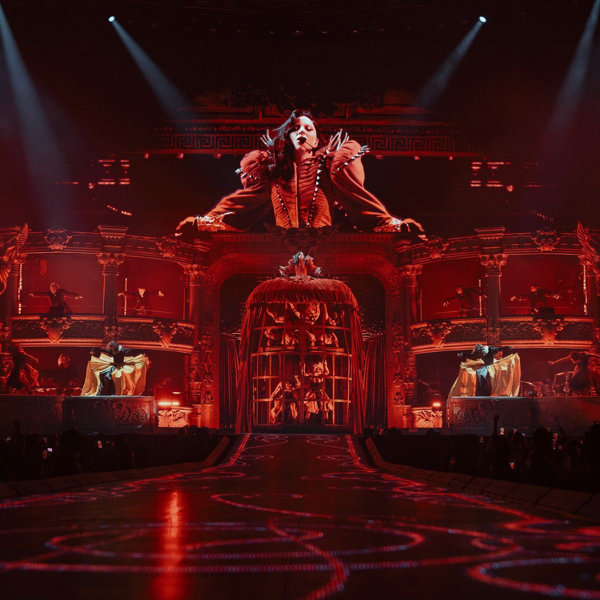 LⱯDY GⱯGⱯ CHⱯRTS © tweet media