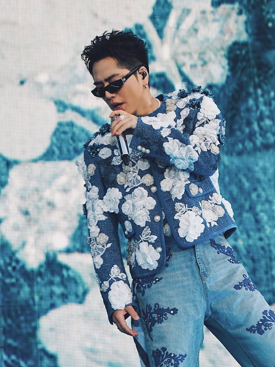 JSBIII MATES tweet media