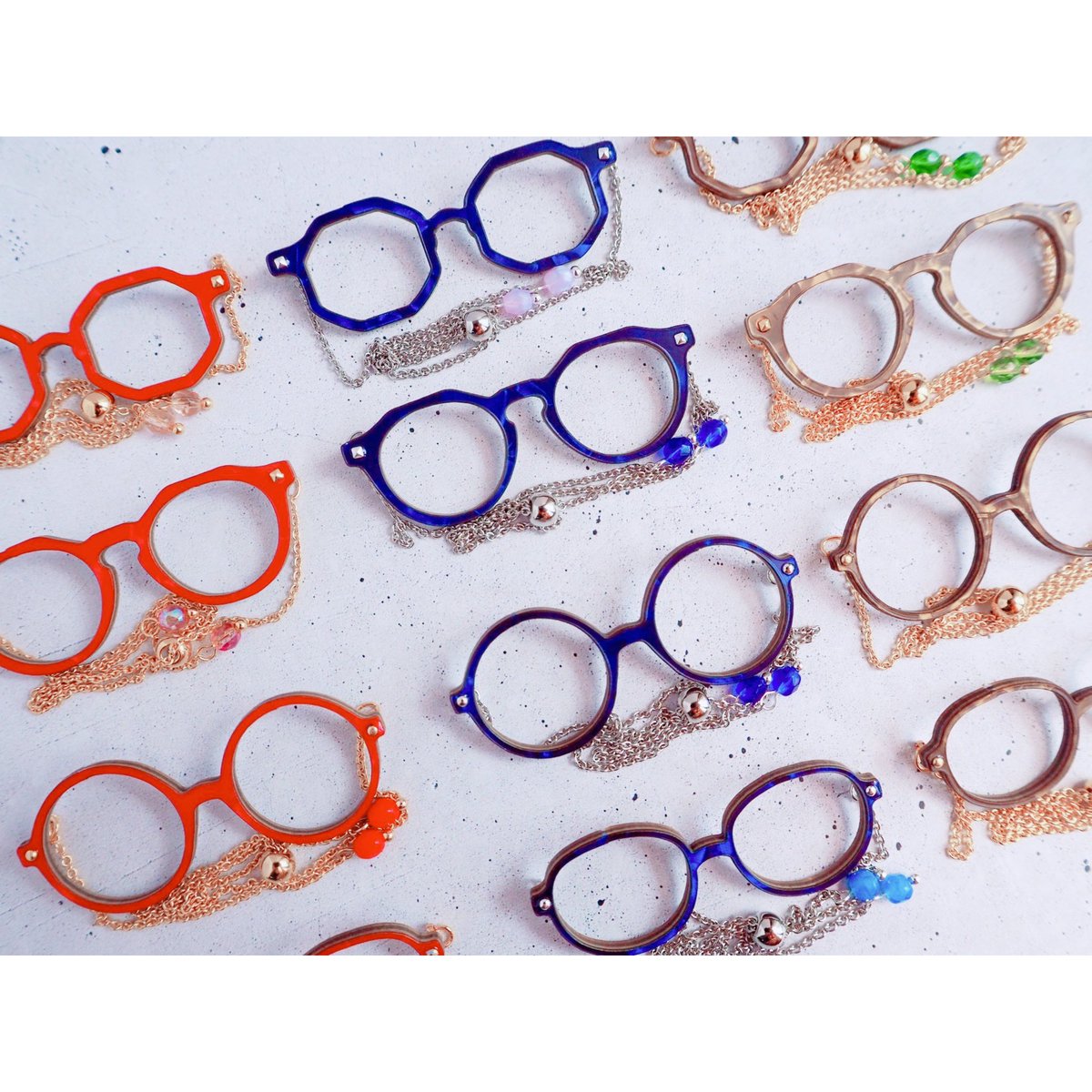 nuinui_youfuku's tweet photo. 🌸販売情報🌸

【　Sucre　】　@ichimicro
@1mi2ji3ji

🆕ちいさきもののめがね🆕
😎🤓🥸😍😎🤓🥸😍😎🤓🥸😍
品薄だっためがねを入庫しました！レギュラーのセルメガネは長さ調節可能&2種のサイズ展開でいろんなぬいちゃんが使えます✨小さいサイズはサングラスも🕶️
 #ちいさきものの  #Sucreぱぺぬい部

＾＾＾＾＾＾＾＾＾＾＾＾＾＾＾＾＾＾
#ぬい服 #入荷情報nuinui洋服店