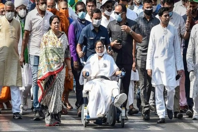 West Bengal voting starts on 23rd. Will be surprised if we don't see another stunt to get the sympathy / fighter votes.