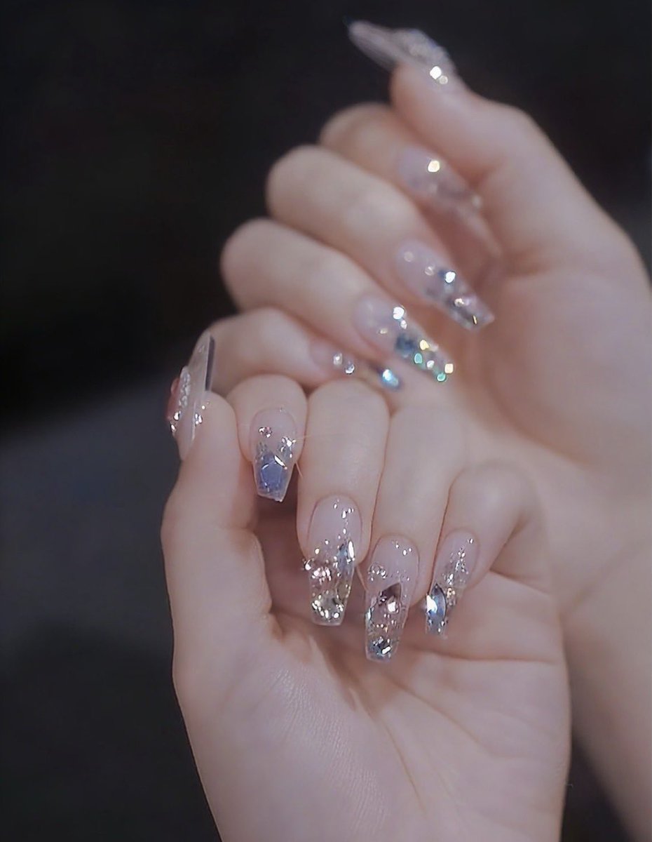 OLなんですけど。 tweet media