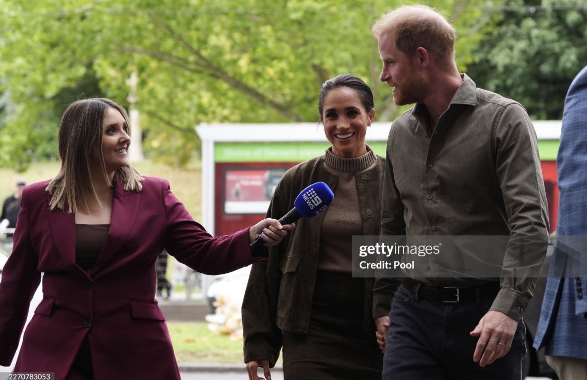 meghan updates🧸ྀི tweet media