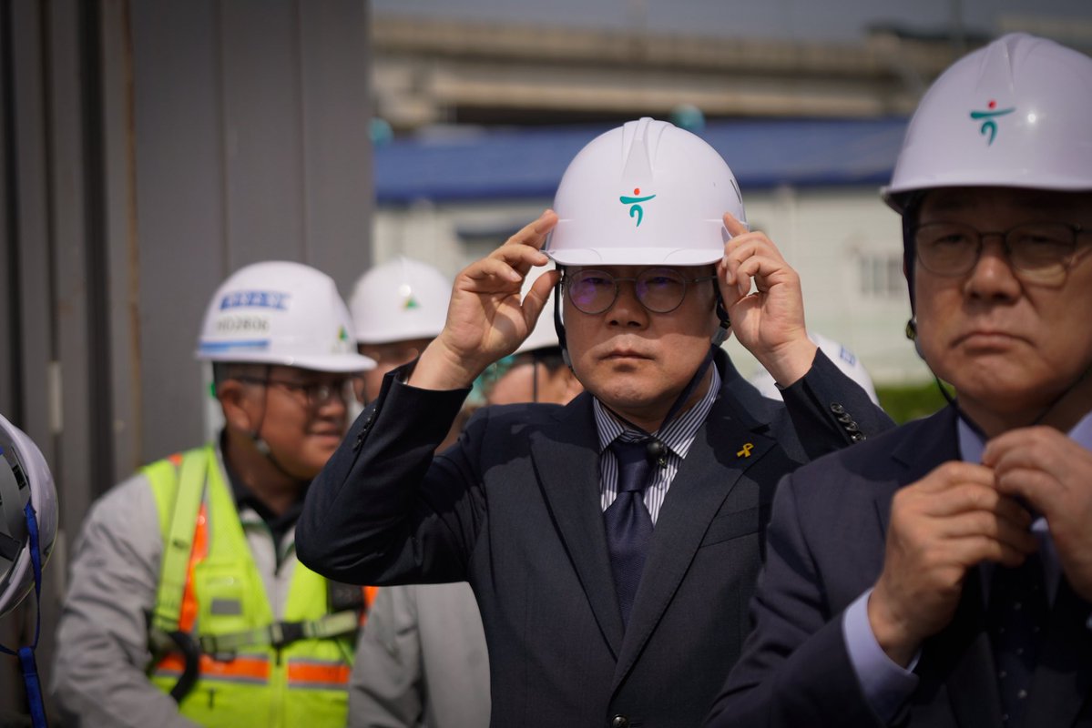 ๋ฐ์ฐฌ๋ tweet media