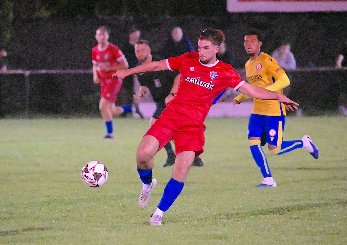 Knaphill FC tweet media