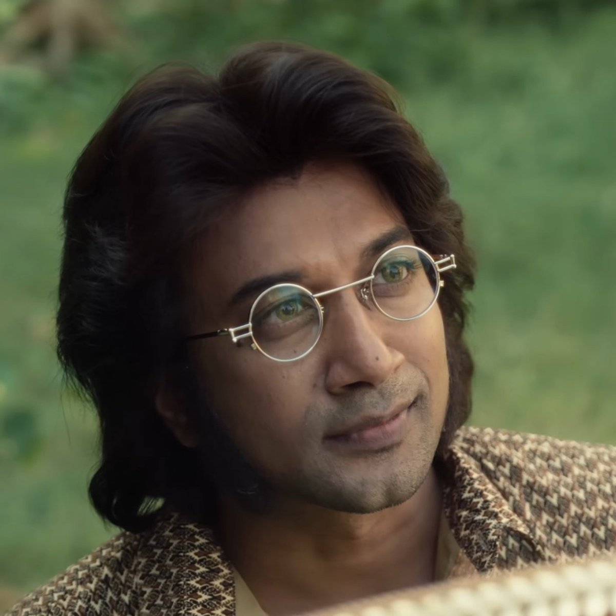 GetsCinema's tweet image. #SatyaDev - DIFFERENT FILM - #RaoBahudur New Song OSundari Arriving Tomorrow.