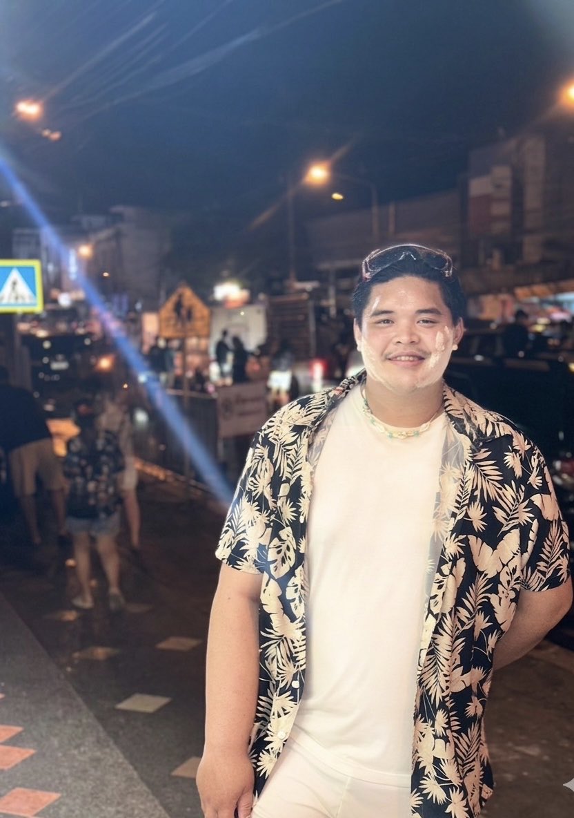 Arm_0345's tweet photo. ล้วงได้ กอดได้555😂 #สงกรานต์ #ขอนแก่น#ถนนข้าวเหนียว
#โสดมาก https://t.co/70sVWxNbTK