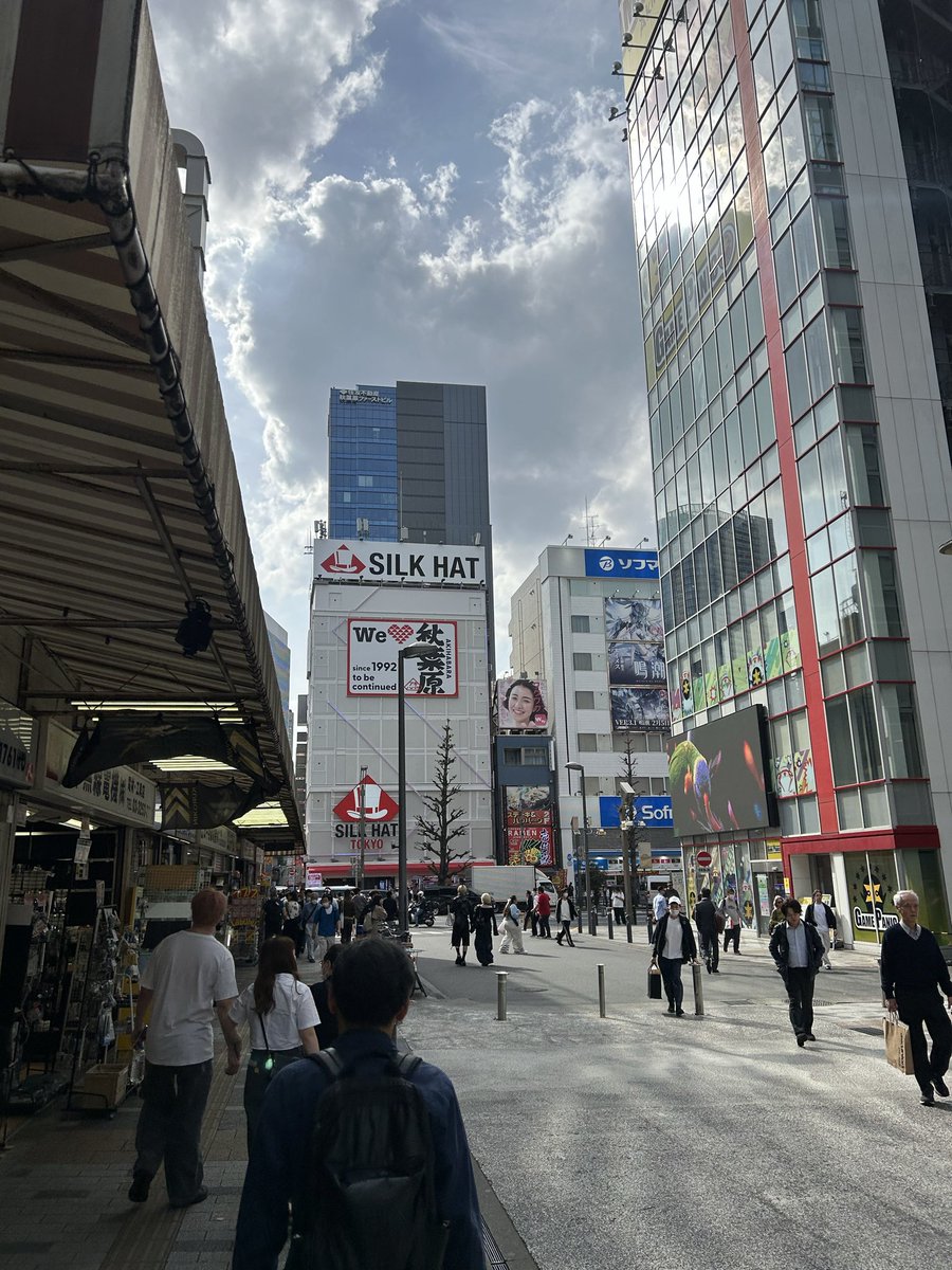 もにょ・D・社長。 tweet media