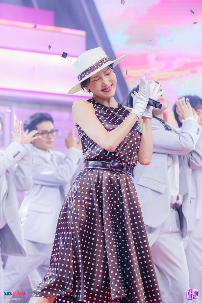 SBS 인기가요 (SBS Inkigayo) tweet media